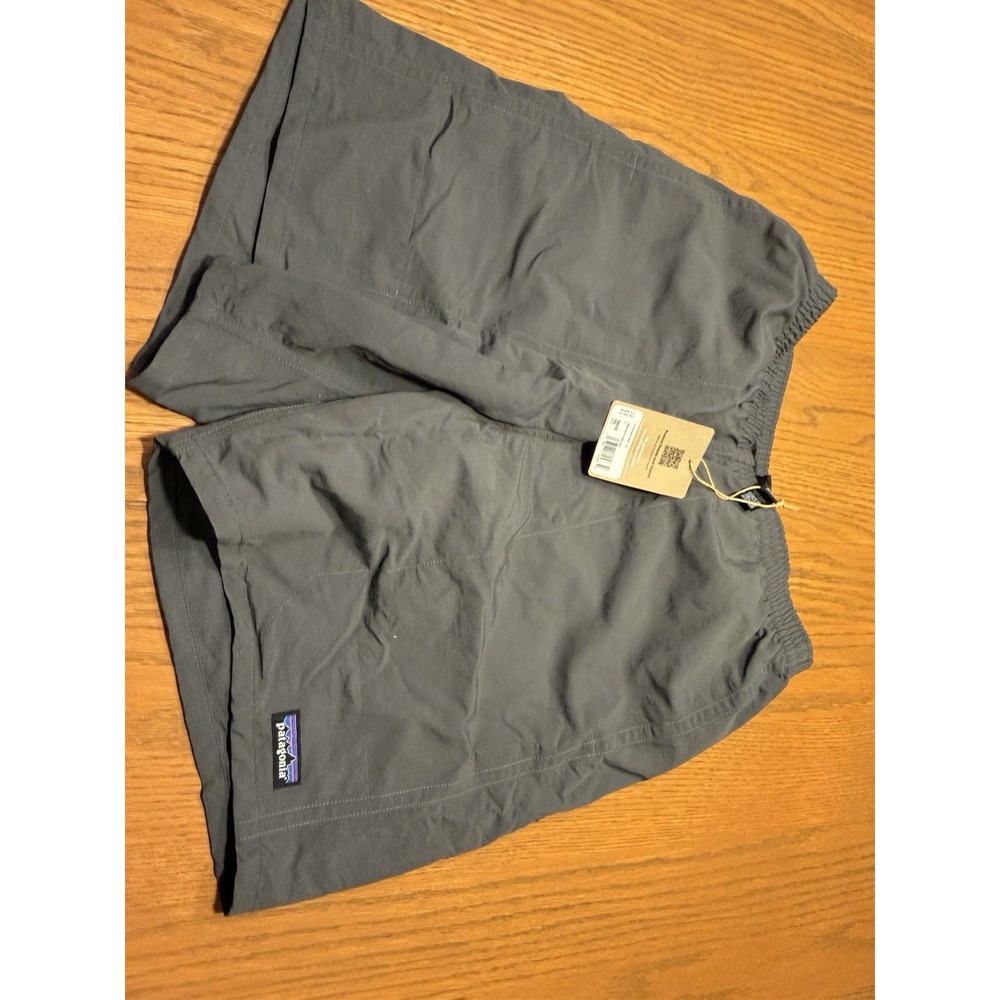 NEW Patagonia Shorts Mens S Gray Baggies Mesh Liner Outdoor 5" Inseam NWT
